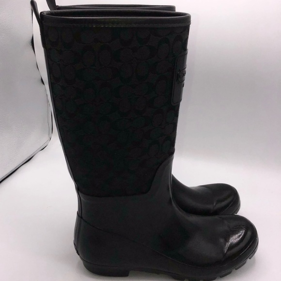 Women’s Signature Coach Pearl Rain Boots. Size 8